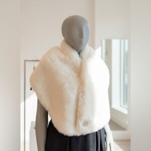 Elegant White Faux Fur Shawl
